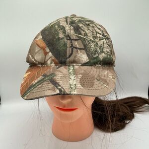 Signature Camouflage Baseball Cap SnapBack closure OSFM